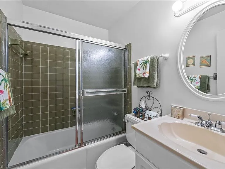 6725 Winkler Rd #C203 — Photo 30