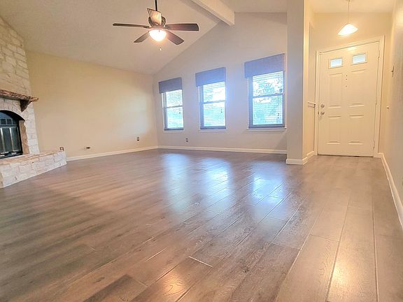 2nd image of 8813 Black Oak St
