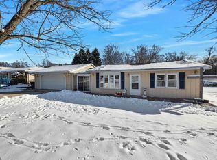 315 Peach St, Washington, IL 61571