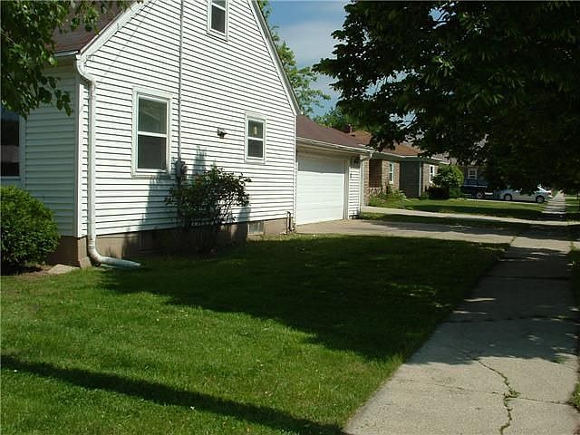 Side Entry - George St.