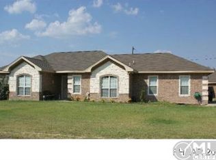 120 Lakewood Dr, Gatesville, TX 76528