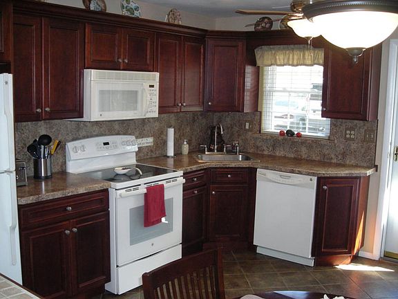 4th image of 49A Cambridge Cir