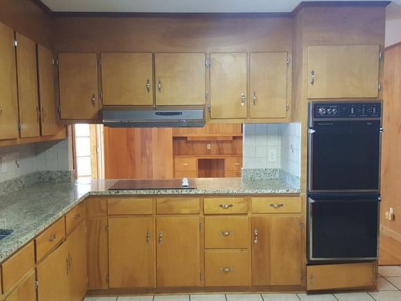 4th image of 108 Apache Dr