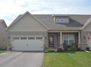 43 Golden Oaks Way, Rochester, NY 14624