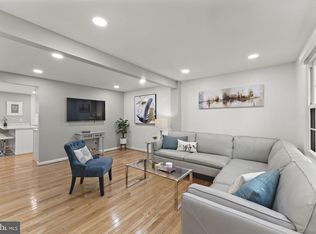 11530 Ivy Bush Ct, Reston, VA 20191