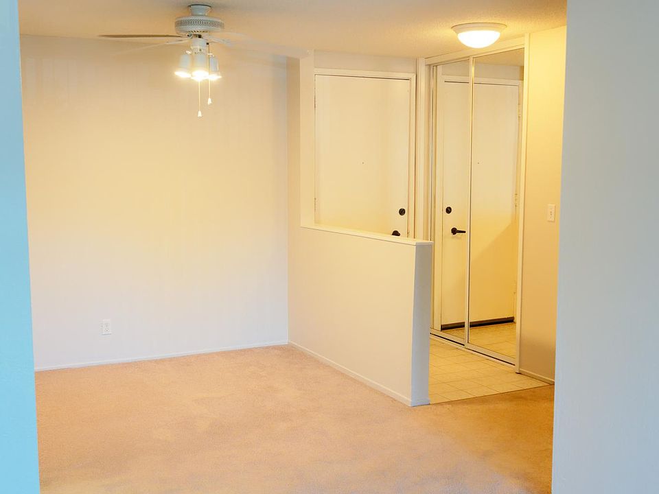 1st image of 808 Comet Dr APT 101