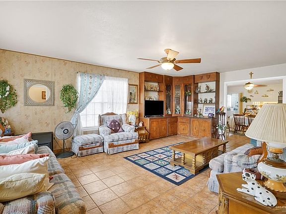 4th image of 766 W Palma Vista Dr
