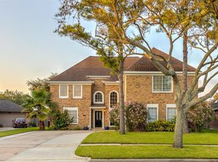 2016 Pebble Beach Dr, League City, TX 77573