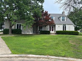 1704 Nicklaus Dr, Clinton, MO 64735