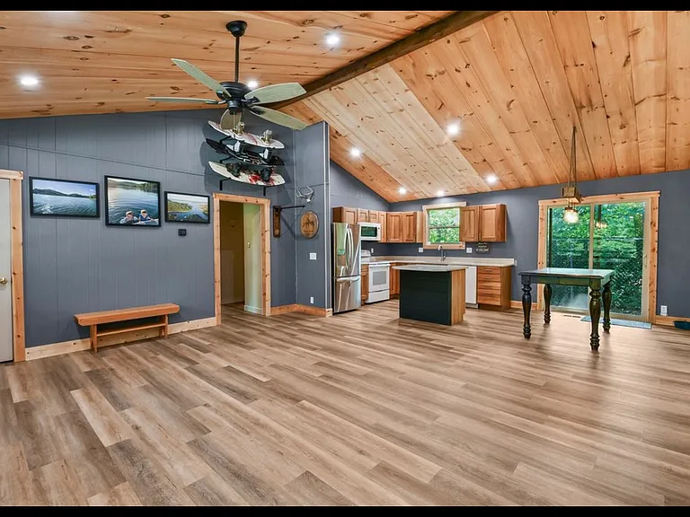 36 Shady Place Ln — Photo 5
