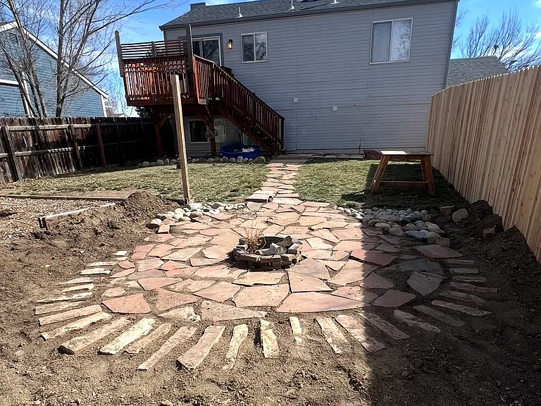 2137 Tulip St — Photo 2