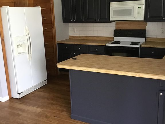 3rd image of 3904 Tallwood Ave
