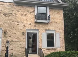 7827 Port Cir, Centerville, OH 45459