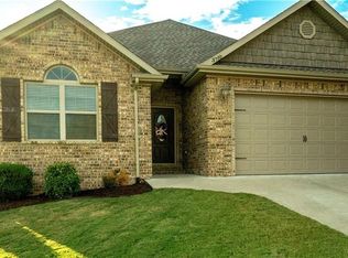 3710 Rock Springs St, Springdale, AR 72762