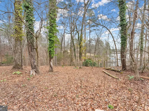 4181 Perry Dr, Gainesville, GA 30506