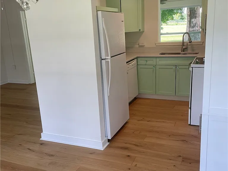 1442 Olmeda Way — Photo 6