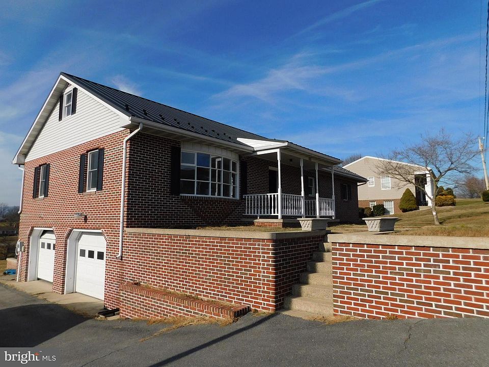 1st image of 315 Cherry Lane Dr