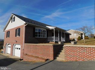 315 Cherry Lane Dr, Chambersburg, PA 17202
