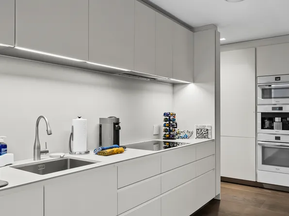 63 Downing Street image 12 of 27