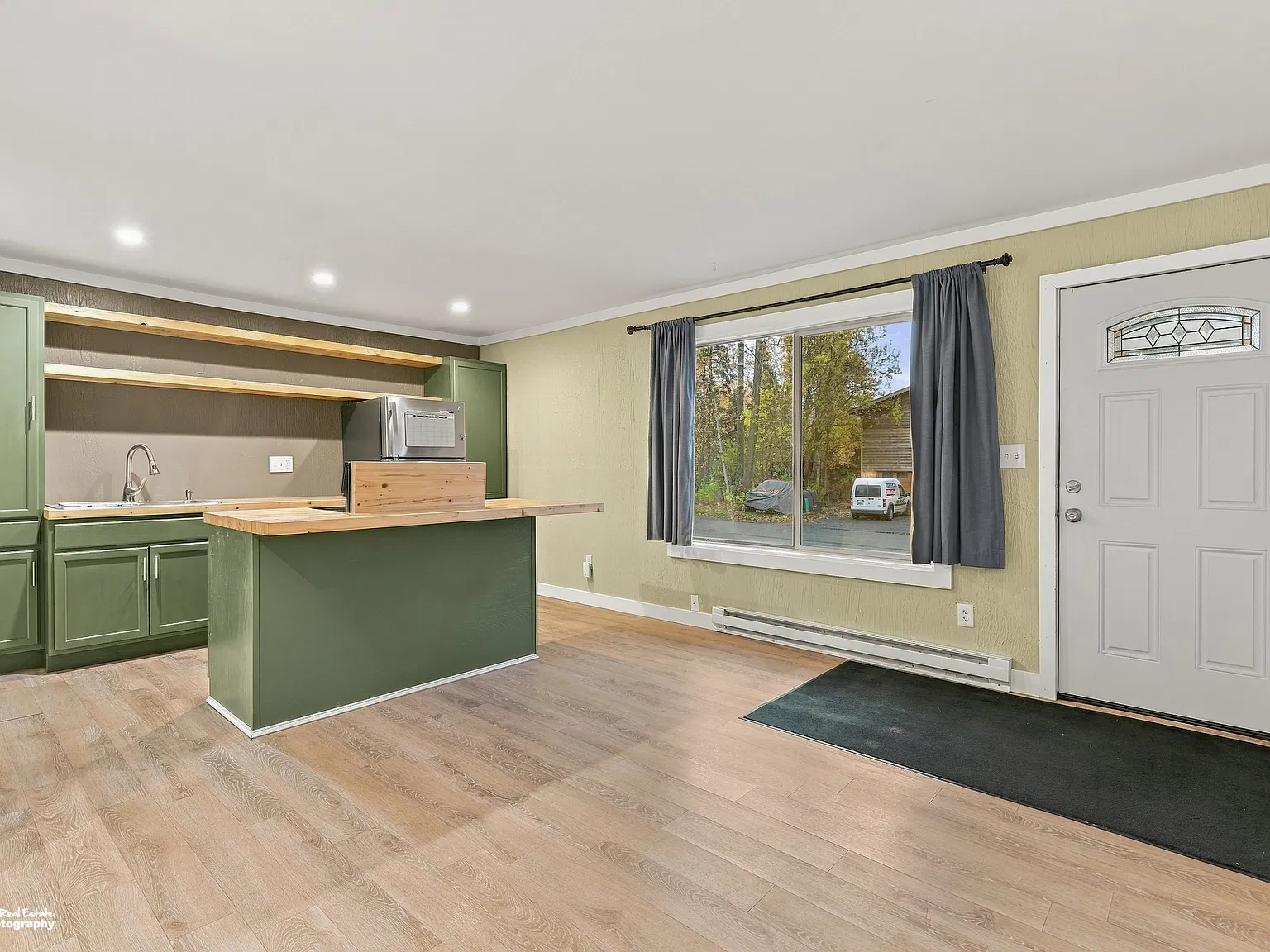 1 bed, 1.5 bath, 620 sqft, $1,600 — Photo 1