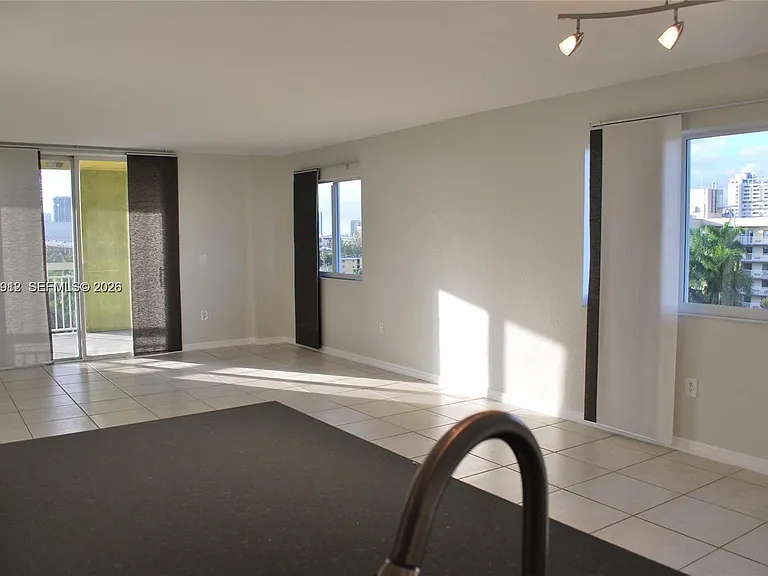816 NW 11th St #801 — Photo 24