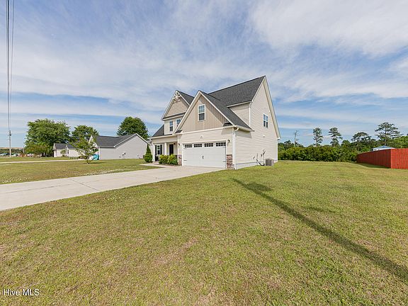4th image of 108 Easton Drive