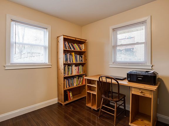 5th image of 2028 S Lowell St