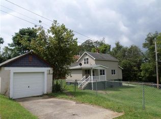 26 Augusta Ave, Bobtown/Dilliner, PA 15315
