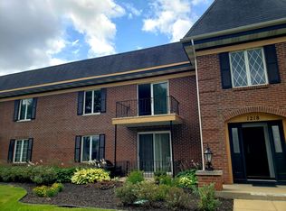 1218-1220 Camellia Dr #13, Munster, IN 46321