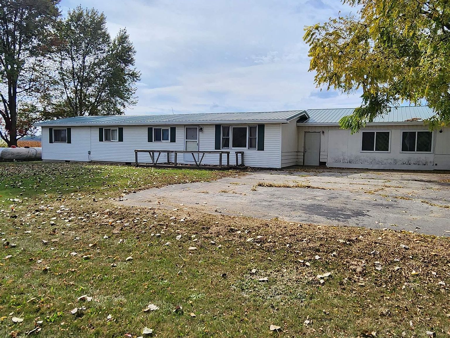 7275 NE Countyline Rd, Merrill, MI 48637 Zillow
