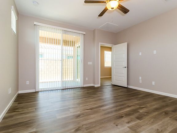 4th image of 20251 W Buchanan St