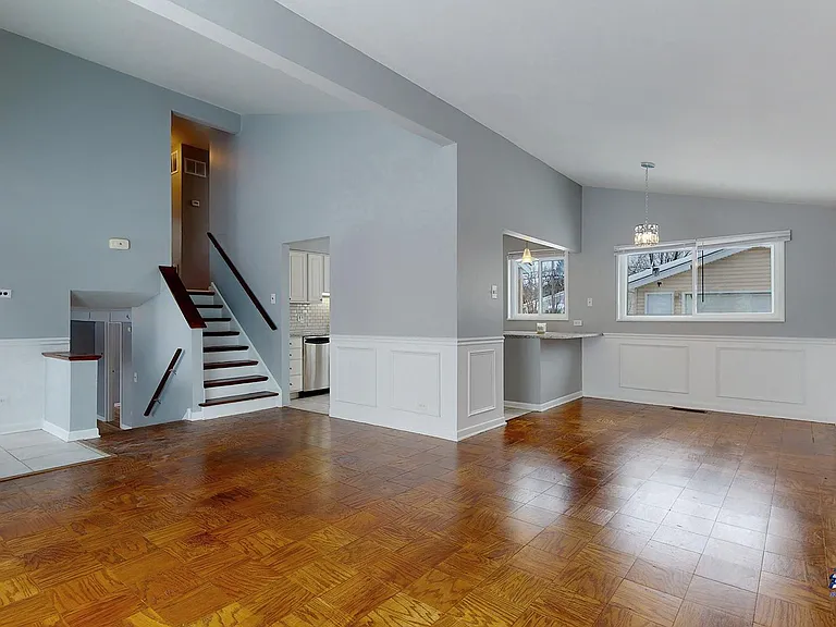 224 Berry St — Photo 2