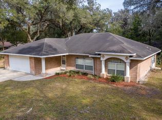 1082 E Wisconsin Ave, Orange City, FL 32763
