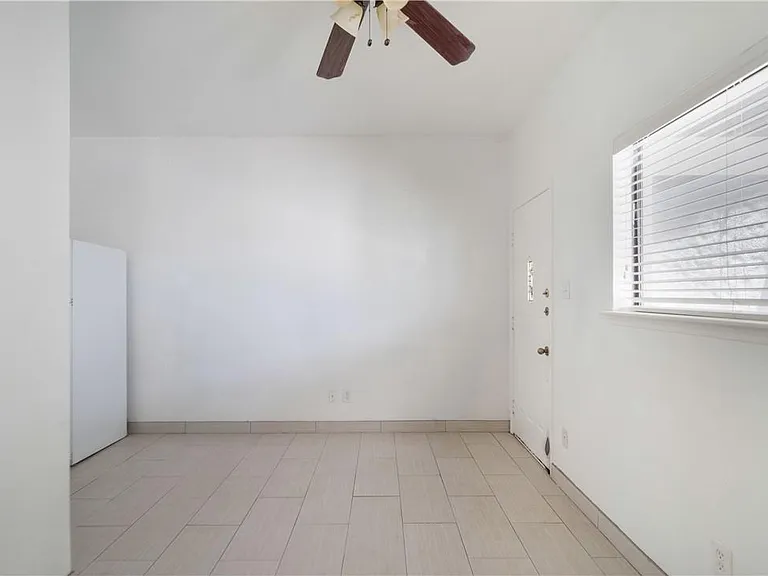 2605 Enfield Rd #110 — Photo 19