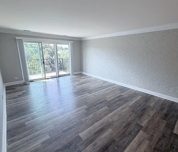 907 Curtiss St #406 — Photo 6