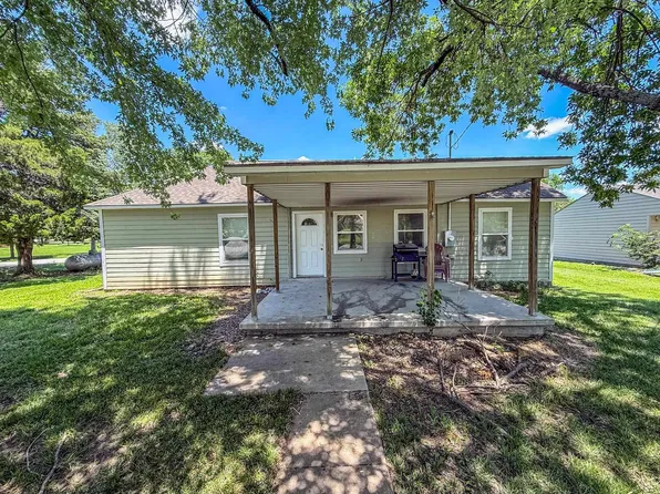 516 Stuckey St, Gridley, KS 66852