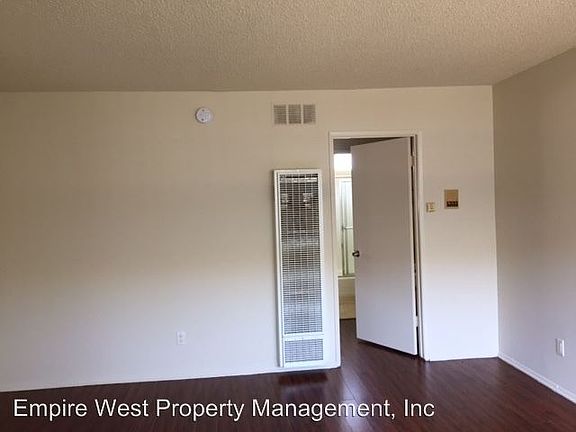 4th image of 16547 Vanowen St APT 203