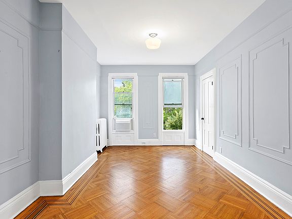 3rd image of 348A 14th St #1