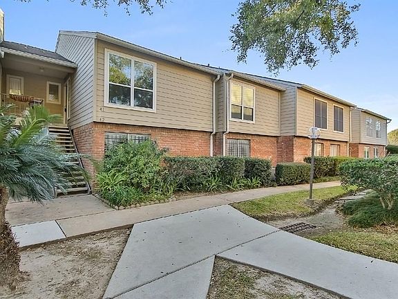 2nd image of 5005 Georgi Ln APT 41