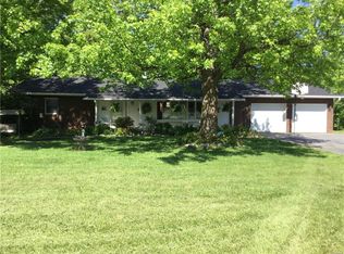 4673 State Route 160, Highland, IL 62249