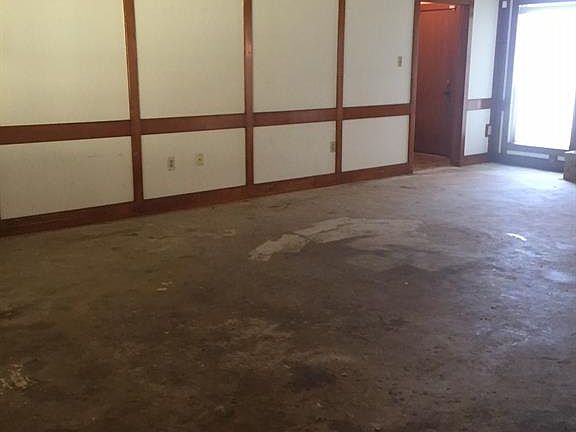 3rd image of 2113 Ryan Dr
