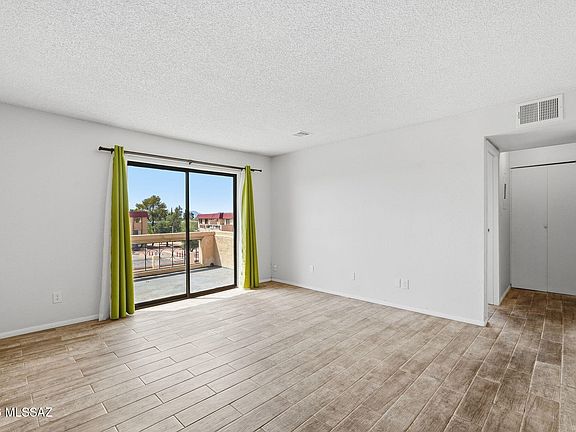 3rd image of 6341 N Barcelona Ct #Court809