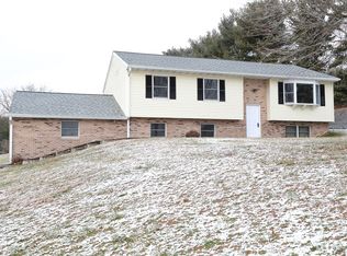 1012 Millwood Rd, Willow Street, PA 17584