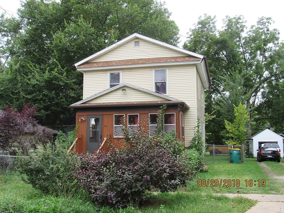 1st image of 62 Douglas St