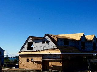 9 Julia Ct, Middletown, RI 02842