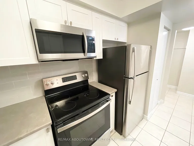 111 Market St #108 — Photo 6
