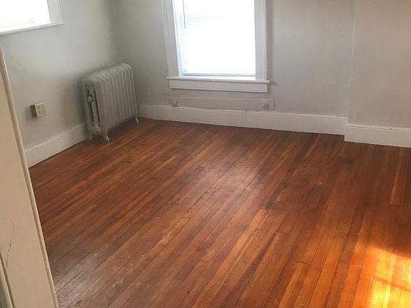 4th image of 204 Main St Ste 5
