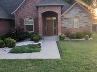 702 SW Barn Valley Rd, Bentonville, AR 72712