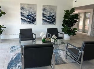 401 Golden Isles Dr APT 303, Hallandale, FL 33009