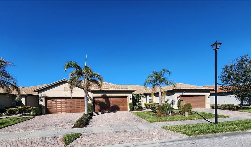 1st image of 13892 Alafaya St